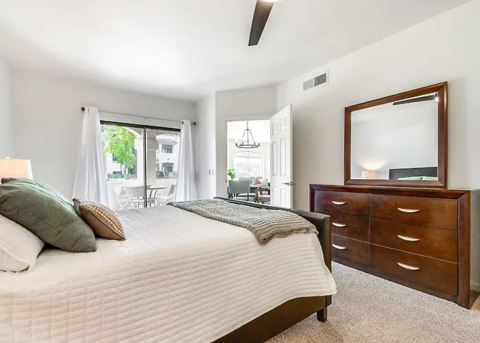 3 Mi To Tpc: Chic W/ Pool Access & Grills * Scottsdale